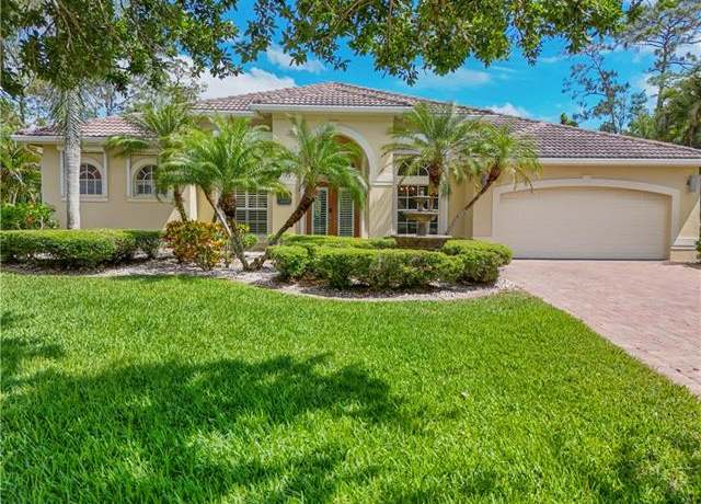 Property at 7013 Mill Run Cir, Naples, FL 34109, 4 beds, 3 baths