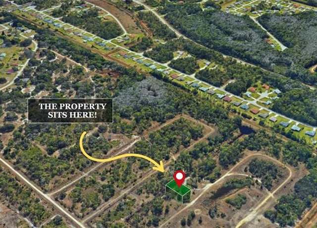 Property at 2124 East Dearborn Cir, Alva, FL 33920