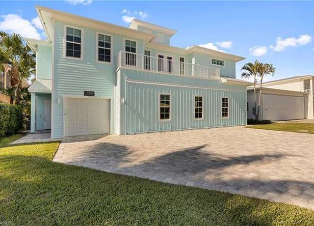 Property at 3967 Skyway Dr #14, Naples, FL 34112, 3 beds, 2.5 baths
