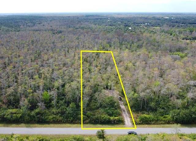 Property at 88 47th Ave NE, Naples, FL 34120