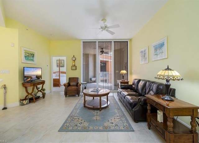Property at 401 Bayfront Pl #3509, Naples, FL 34102, 1 bed, 1 bath