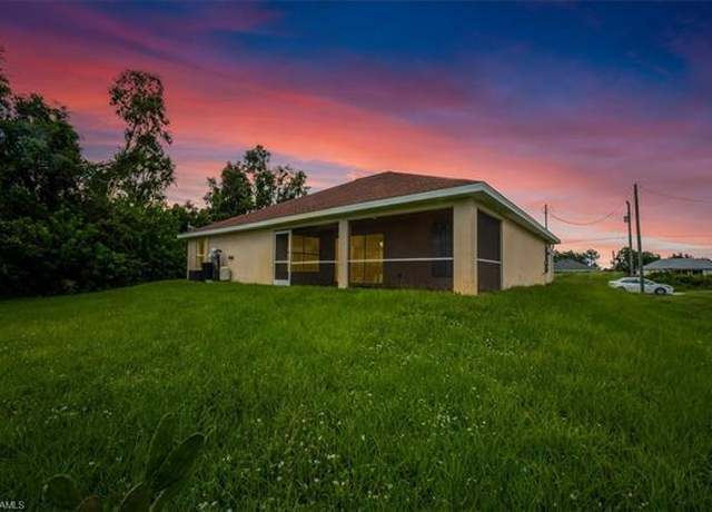Property at 2607 24th St SW, Lehigh Acres, FL 33976, 3 beds, 2 baths