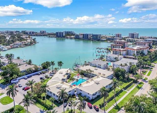 Property at 386 Harbour Dr #386, Naples, FL 34103, 2 beds, 2 baths