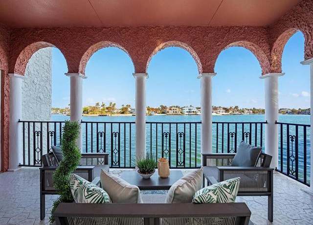 Property at 4000 Gulf Shore Blvd N #2000, Naples, FL 34103, 3 beds, 3 baths