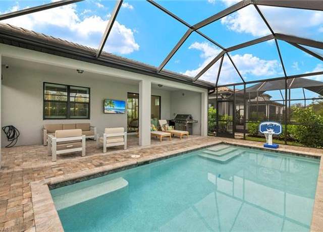 Property at 2170 Yellowfin Cir, Naples, FL 34114, 2 beds, 2 baths