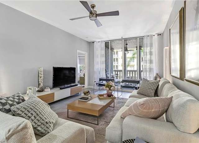 Property at 410 Bayfront Pl #2205, Naples, FL 34102, 2 beds, 2 baths