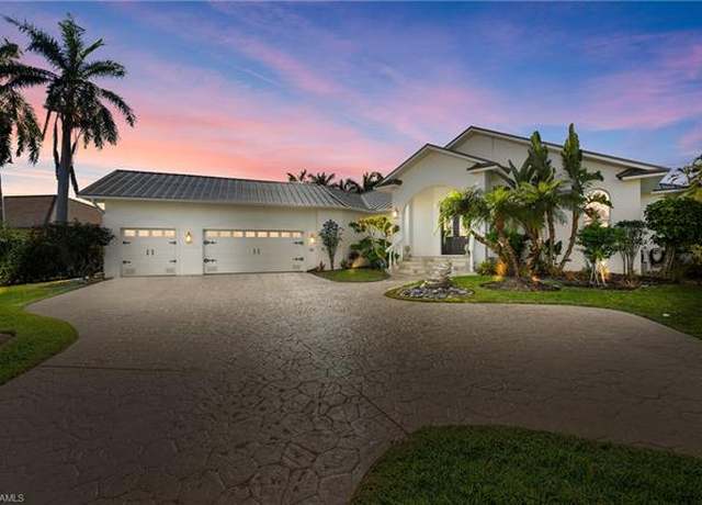 Property at 930 E Inlet Dr, Marco Island, FL 34145, 4 beds, 4 baths