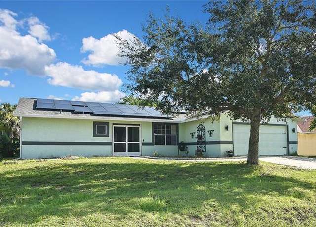 Property at 125 SE 27th Ter, Cape Coral, FL 33904, 3 beds, 2 baths