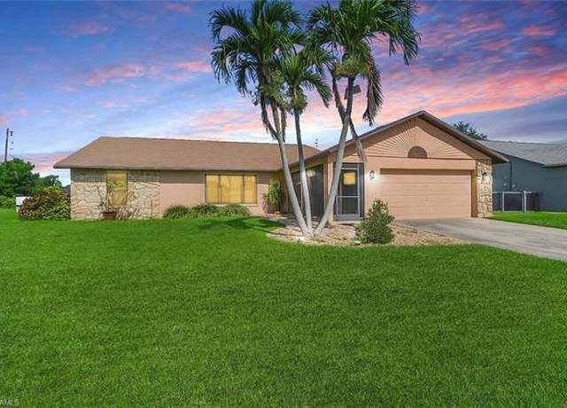 Property at 124 SE 12th Ct, Cape Coral, FL 33990, 3 beds, 2 baths