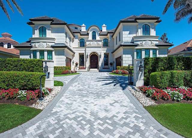 Property at 233 Mermaids Bight, Naples, FL 34103, 5 beds, 7 baths