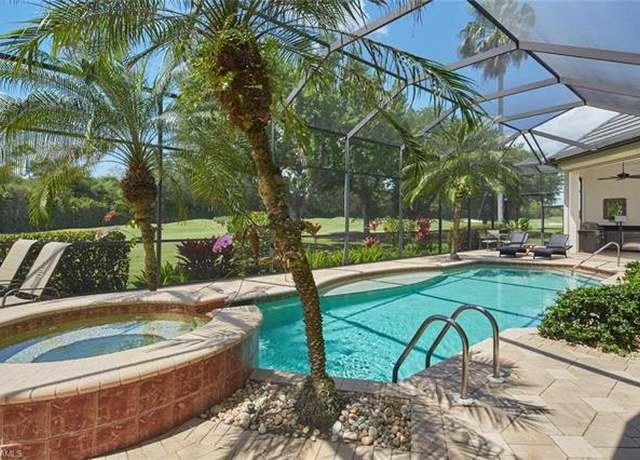 Property at 1707 Persimmon Dr, Naples, FL 34109, 4 beds, 4 baths