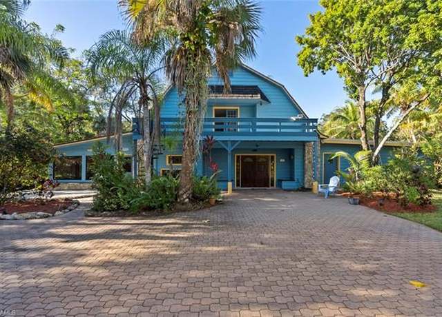 Property at 3550 Hazel Rd, Naples, FL 34104, 4 beds, 3 baths