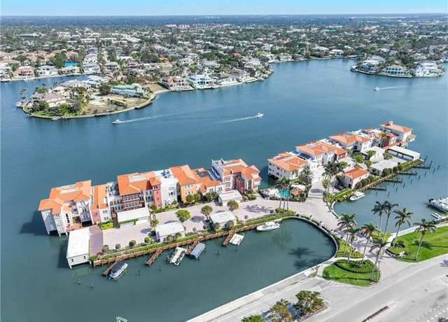 Property at 4000 Gulf Shore Blvd N #500, Naples, FL 34103, 3 beds, 3 baths
