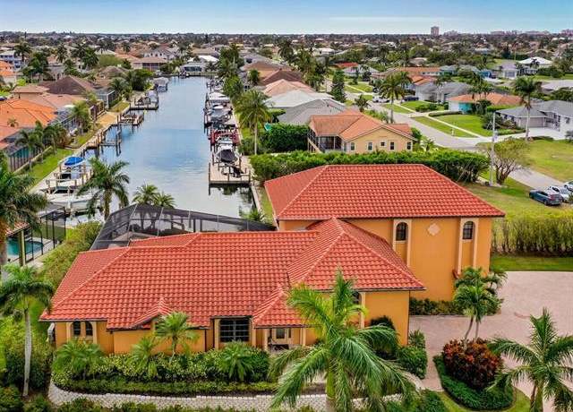 Property at 1601 Rainbow Ct, Marco Island, FL 34145, 4 beds, 3.5 baths