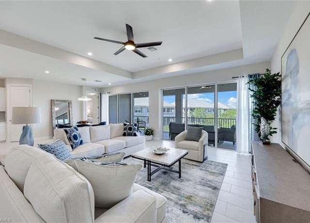 Property at 273 Indies Dr E #202, Naples, FL 34114, 3 beds, 2 baths
