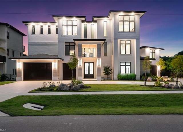 Property at 598 Spinnaker Dr, Marco Island, FL 34145, 6 beds, 7.5 baths