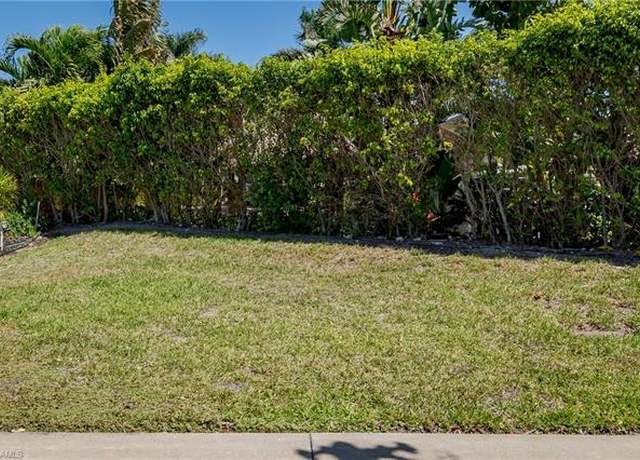 Property at 13594 Snapper Ln, Naples, FL 34114