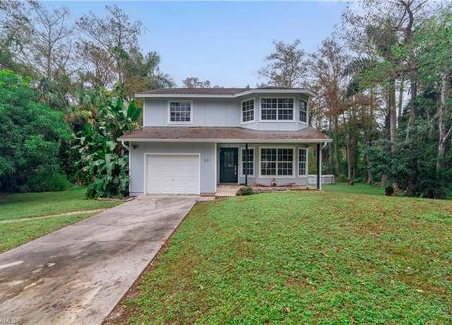 Property at 601 18th Ave NW, Naples, FL 34120, 3 beds, 2 baths