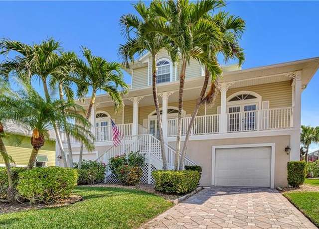 Property at 27041 Flamingo Dr, Bonita Springs, FL 34135, 4 beds, 3 baths