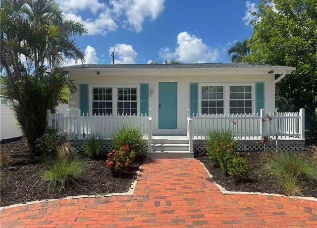 Property at 1012 Ridge St, Naples, FL 34103, 2 beds, 1 bath