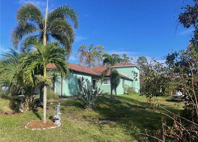 Property at 3129 Woodside Ave, Naples, FL 34112, 5 beds, 3 baths