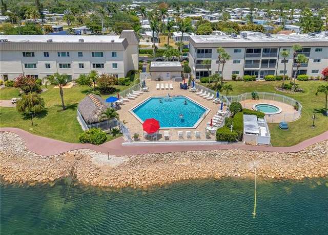 Property at 1010 Manatee Rd Unit B305, Naples, FL 34114, 2 beds, 2 baths