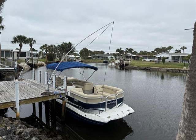 Property at 19 Aquamarine Ave Unit 19Q, Naples, FL 34114, 3 beds, 2 baths