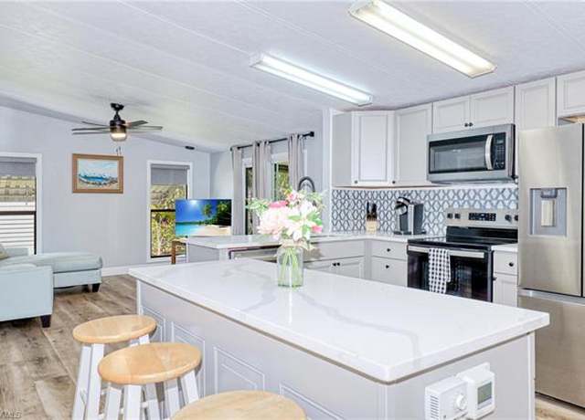 Property at 10251 Wales Loop, Bonita Springs, FL 34135, 3 beds, 2 baths