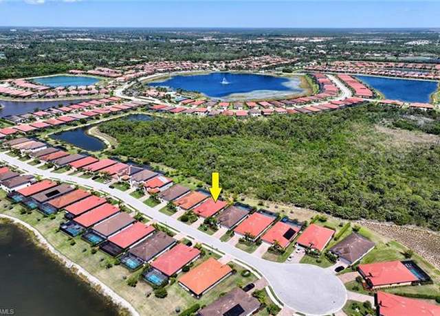 Property at 1608 Vizcaya Ln, Naples, FL 34113, 4 beds, 3 baths