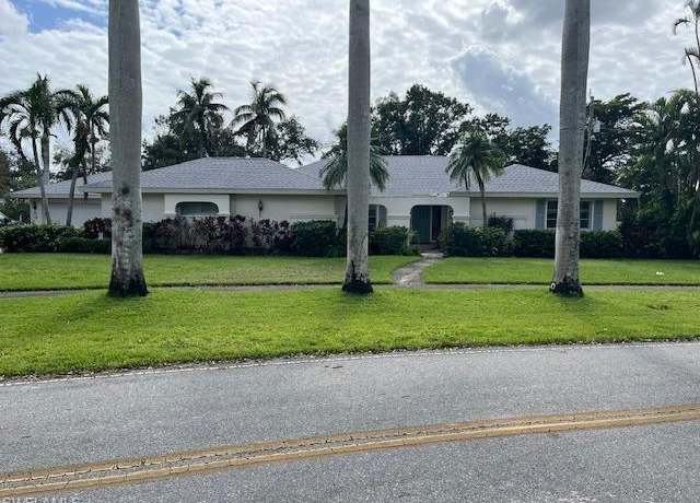 Property at 1542 Olmeda Way, Fort Myers, FL 33901, 3 beds, 2 baths