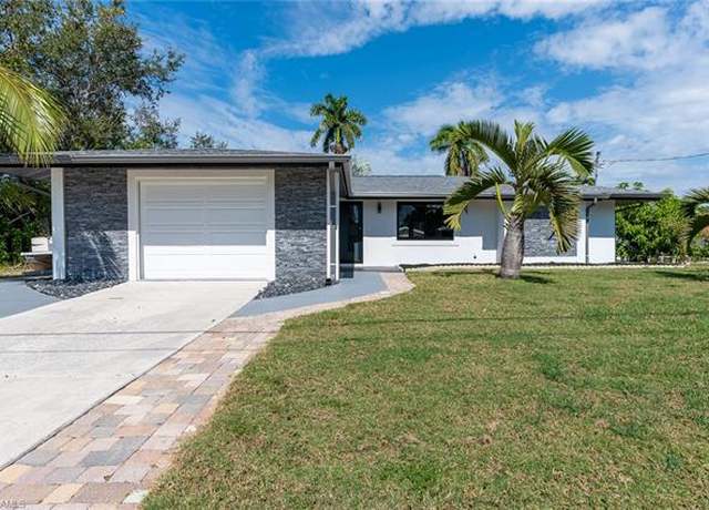Property at 9793 Tonya Ct, Bonita Springs, FL 34135, 2 beds, 2 baths