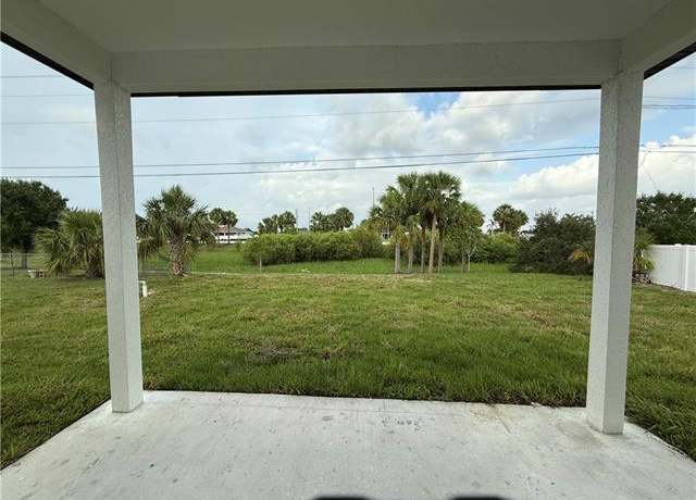 Property at 306 NE 10th Ter, Cape Coral, FL 33909, 4 beds, 3 baths
