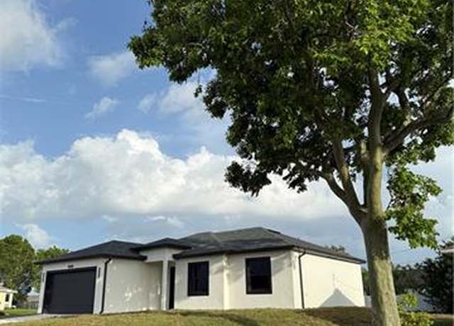 Property at 306 NE 10th Ter, Cape Coral, FL 33909, 4 beds, 3 baths