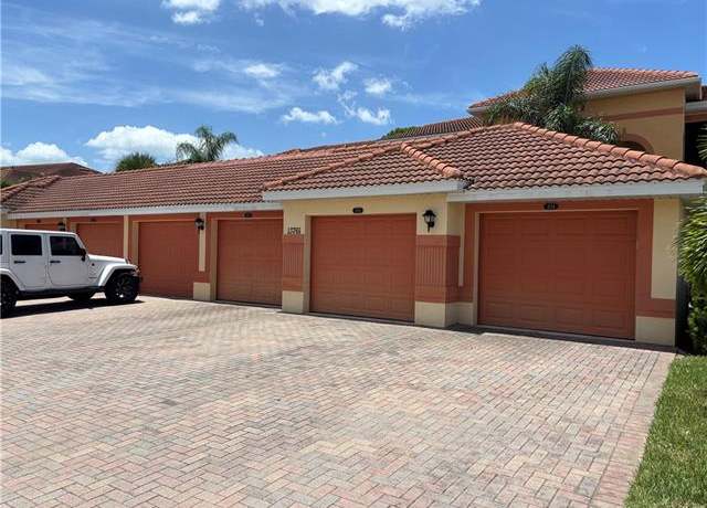 Property at 13761 Julias Way #323, Fort Myers, FL 33919, 2 beds, 2 baths