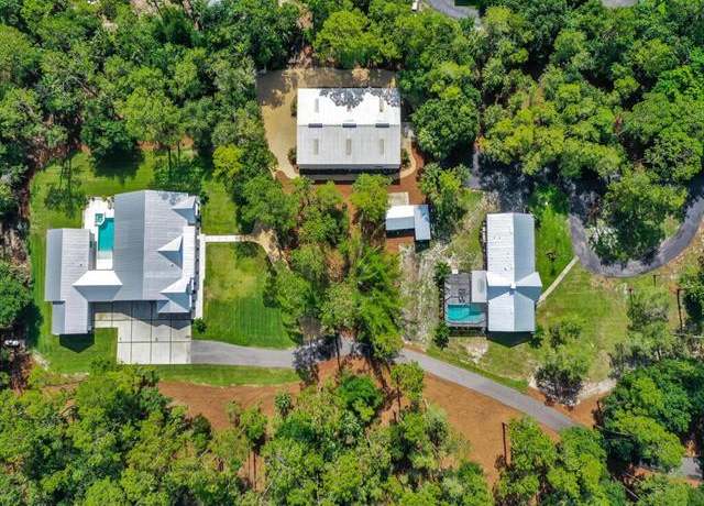 Property at 3475 3rd Ave SW, Naples, FL 34117, 5 beds, 5 baths