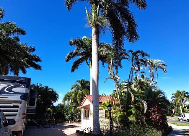 Property at 4909 Coach Ln, Naples, FL 34114