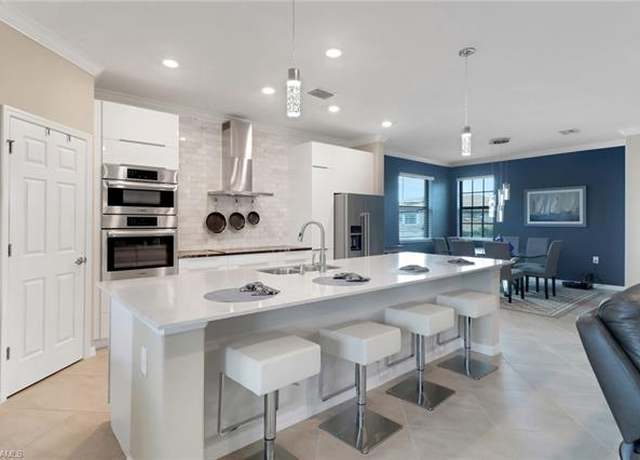 Property at 2352 Anguilla Dr #202, Naples, FL 34120, 3 beds, 2 baths