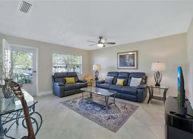 Property at 3325 Airport Rd N Unit H5, Naples, FL 34105, 2 beds, 1 bath