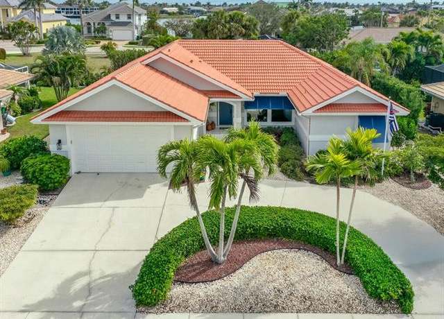 Property at 141 Beachcomber St, Marco Island, FL 34145, 3 beds, 2 baths
