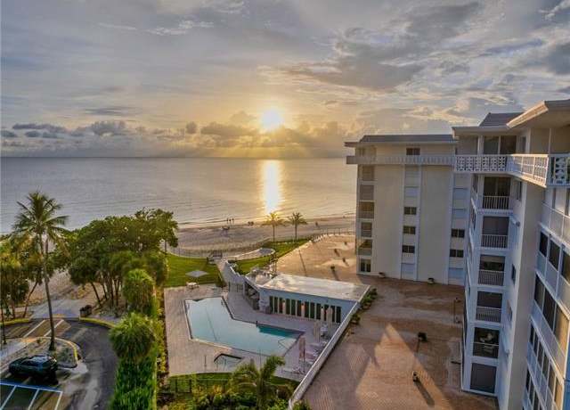 Property at 3401 Gulf Shore Blvd N #205, Naples, FL 34103, 2 beds, 2 baths