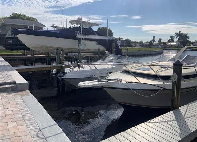 Property at 1726 Bikini Ct, Cape Coral, FL 33904