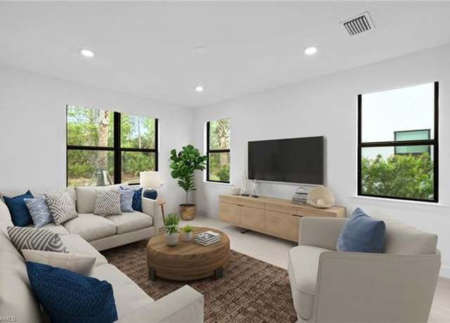 Property at 4286 Sonoma Oaks Cir, Naples, FL 34119, 3 beds, 2.5 baths