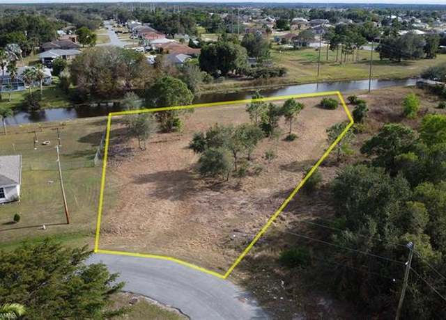 Property at 145 Zenith Cir, Fort Myers, FL 33913