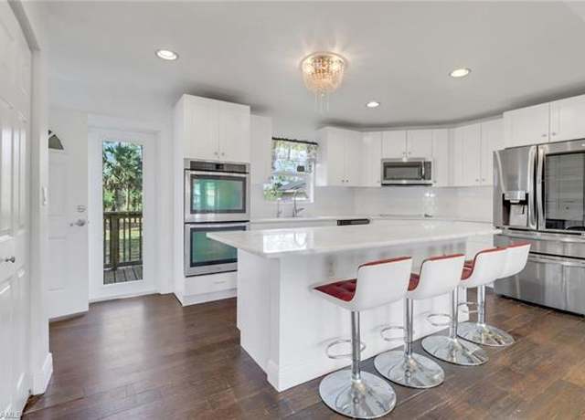 Property at 2940 14th Ave SE, Naples, FL 34117, 4 beds, 2 baths