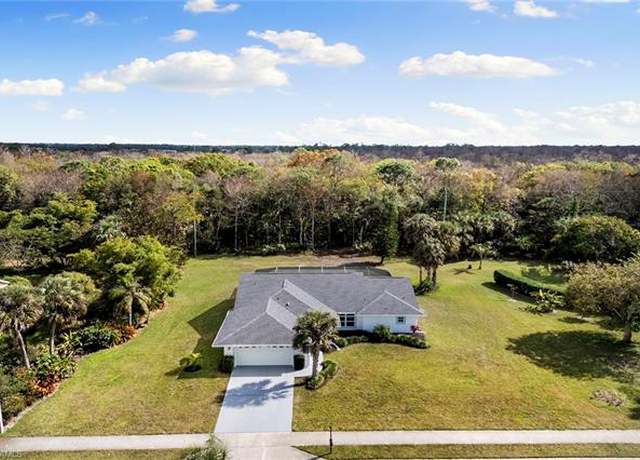 Property at 752 Saint Andrews Blvd, Naples, FL 34113, 3 beds, 2 baths