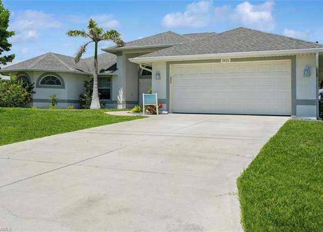 Property at 1921 SE 12th St, Cape Coral, FL 33990, 4 beds, 2.5 baths
