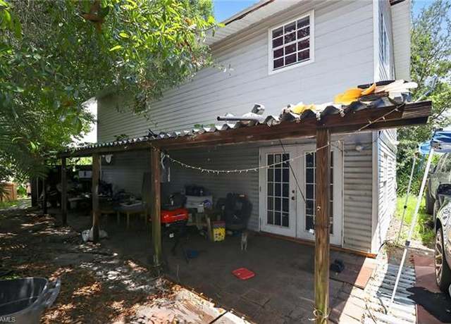Property at 2929 7th St SW, Lehigh Acres, FL 33976, 2 beds, 2 baths