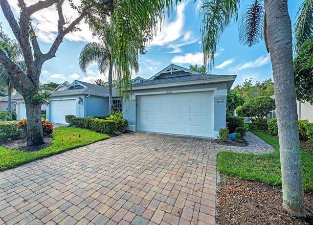 Property at 15051 Sterling Oaks Dr, Naples, FL 34110, 2 beds, 2 baths