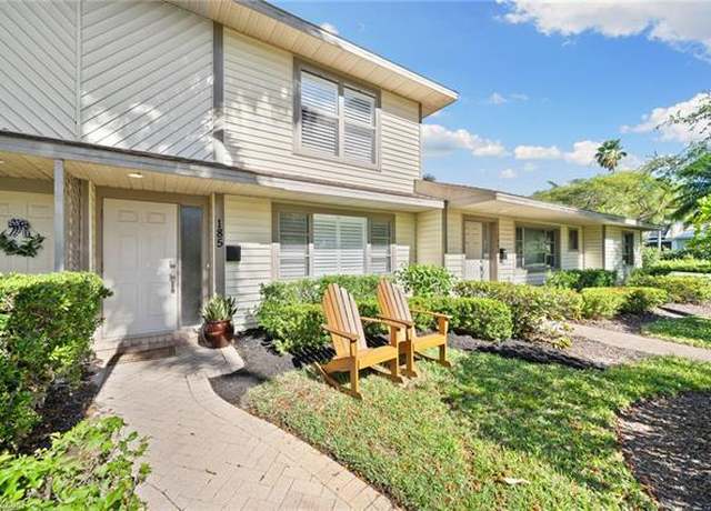 Property at 185 4th St S #2, Naples, FL 34102, 2 beds, 2.5 baths