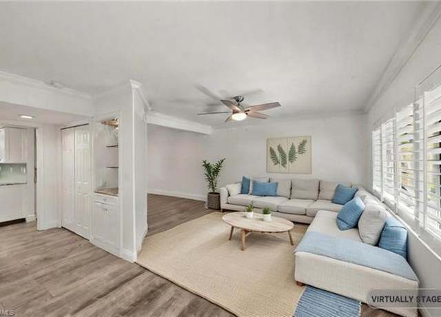 Property at 185 4th St S #2, Naples, FL 34102, 2 beds, 2.5 baths